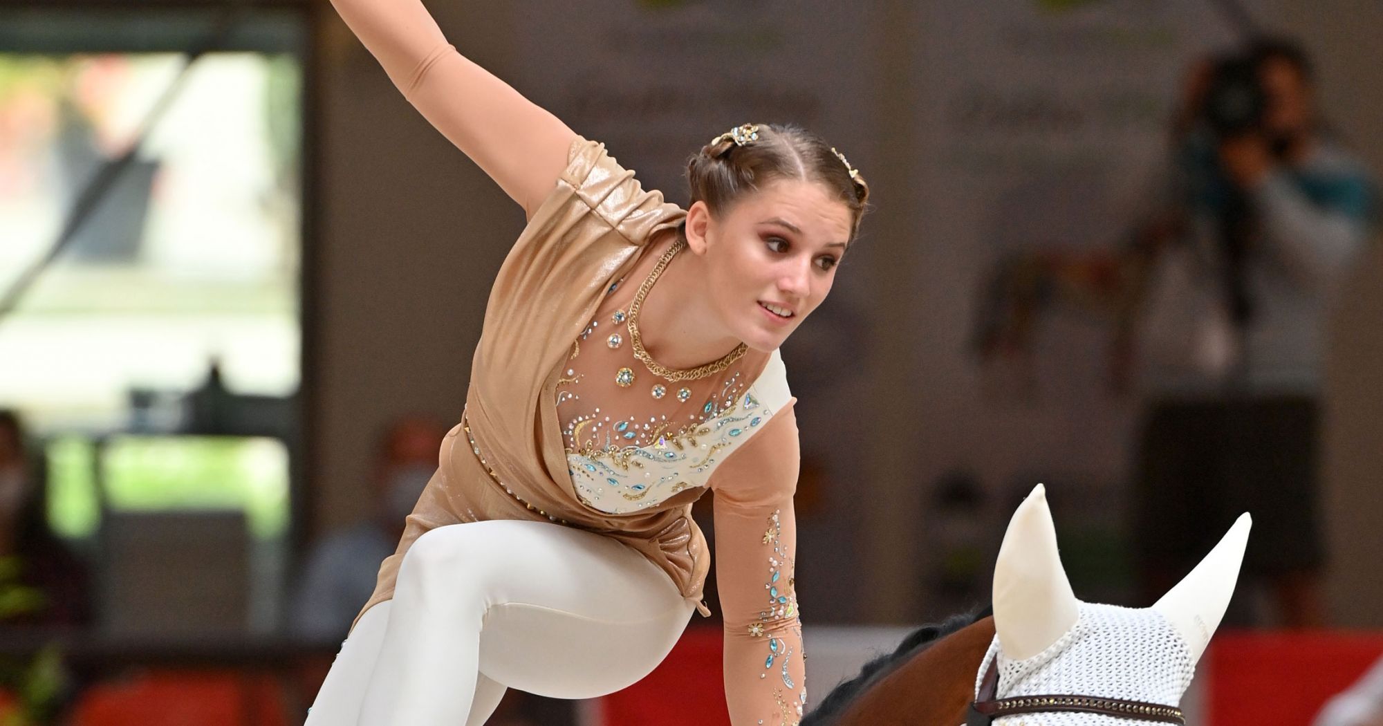 Austrian vaulter Anna Weidenauer